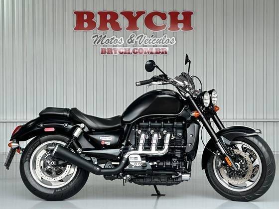 TRIUMPH ROCKET III ROADSTER TRIUMPH ROCKET III ROADSTER